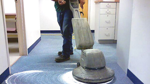 寫字樓公共區(qū)與衛(wèi)生間日常保潔常見誤區(qū)